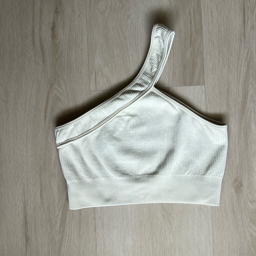 White gym crop top